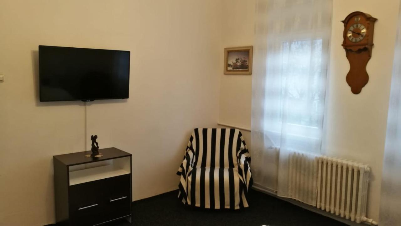 Clucerului Sun Residence Villa Bucureşti Exterior foto